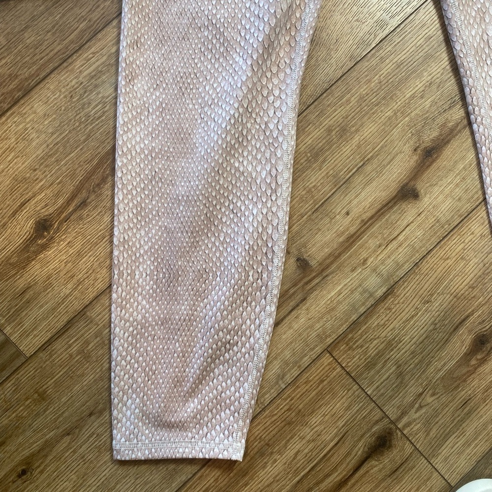 Varley Biona Tight Stone Snake print leggings - Picture 5 of 14